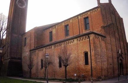 The History Apartment - Photo 37