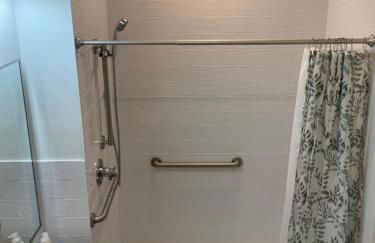 RiNo Self-Care Studio - Photo 9