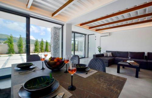 Villa Flamingo - 4 bedrooms - Private Pool - Next to renowned Issos Beach & Lake Korission - Photo 15