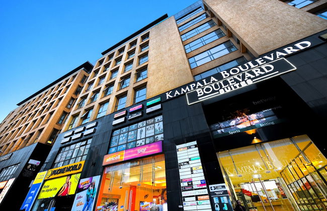 Boulevard Suites - Photo 32