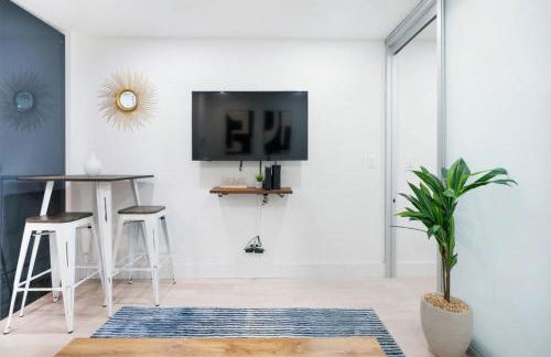 75-1A NEW Prime UES W D in unit Elevator - Foto 14