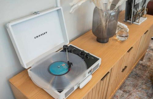 Roof Deck Grill VIEWS 2 Miles from Broadway - Foto 22