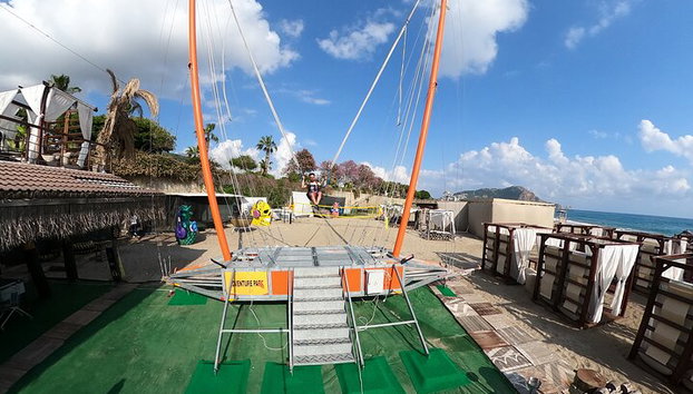 La adrenalina está en su apogeo con la honda humana - Foto 4