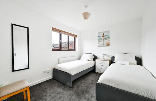 Quiet & Modern Contemporary Home for Work & Family - Foto 52