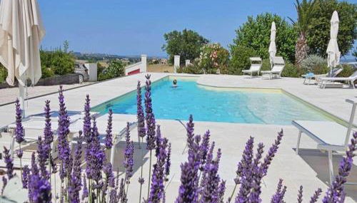 Manor in Marche with Pool & Adriatic Views - Foto 2