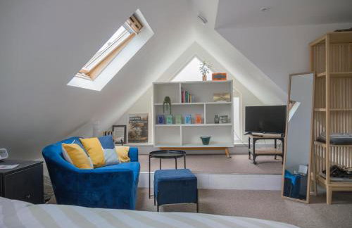 The Old Bakery - Stay in what was the dirty dusty old store rooms - Foto 11