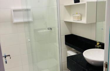 Studio Luxuoso Cama Queen Ar Condicionado e Cozinha Completa - Photo 21