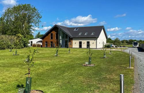 The Paddocks Retreat - Photo 3