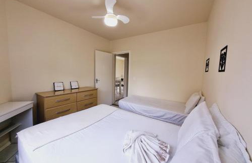 Residencial Cristina's-Apartamentos de 2-3 Quartos equipados com WiFi Garagem-Excelente Localização - Photo 59