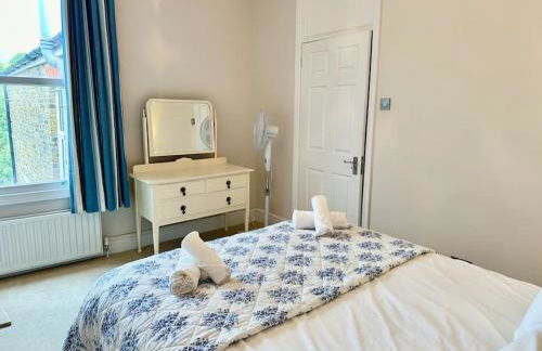 Cozy Family Flat in Twickenham - Foto 8