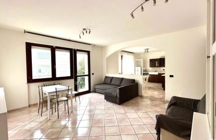 K03 - Castelfidardo, ampio quadrilocale comodo ai servizi - Foto 1