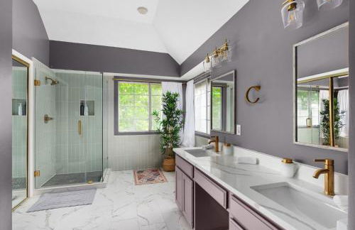 Hidden Gems with Pool and Game room - Foto 36