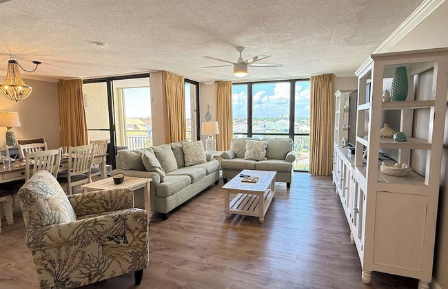 Coastal Nest @ Enclave 602a - Foto 1