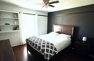 Super Cozy 4 Bedroom - Sleeps 10 Great for families and professionals - Foto 12