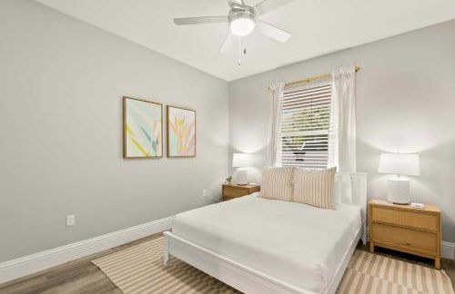 Canopy Couplet - 2 Upscale Condos by Main St - Foto 22