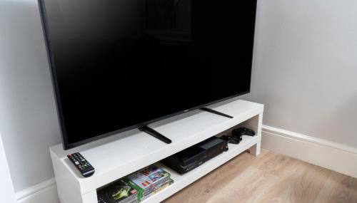 Large newly refurbished modern house, part sea views, south facing garden, parking - Foto 5