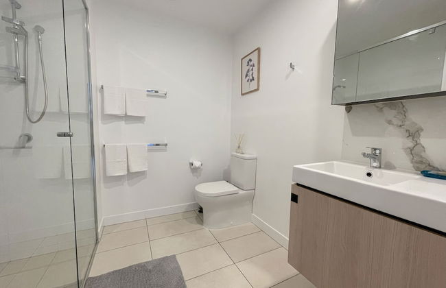 Charming Urban Retreat - Photo 15