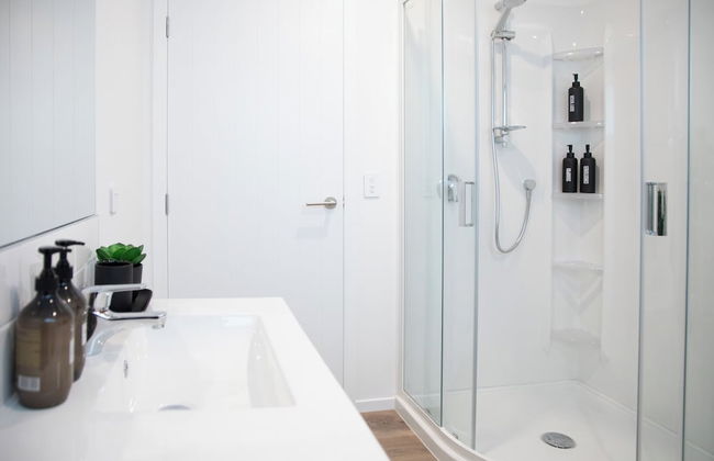 The Mackinnon - Photo 15