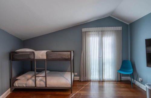 3-Story Townhome Free Parking Private Patio Washer-Dryer - Foto 17