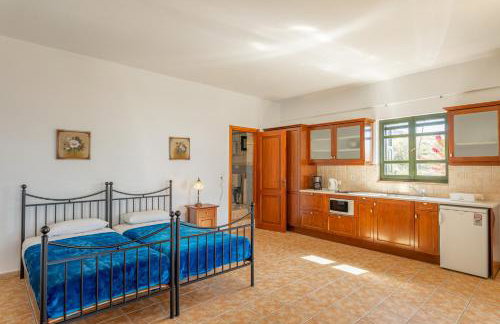 SOFIA, Luxury Stone Villa in Stoupa with Private Pool, BBQ and Amazing Sea View - Foto 28