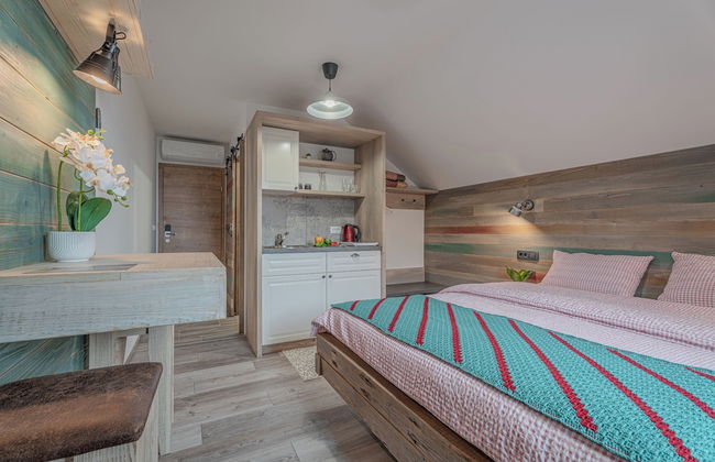 Lukec Estate - Photo 5