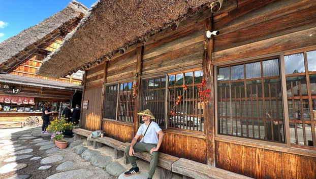 Contemplez la vie locale de Shirakawago
