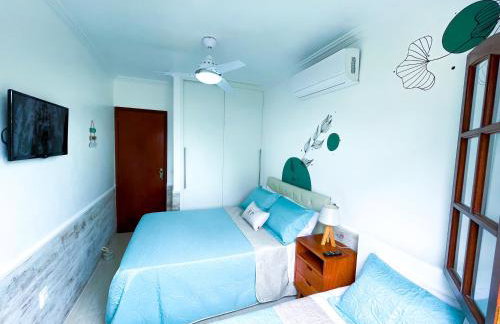 Recantos Pinheiros - Casa inteira, até 15 hóspedes - Piscina privativa, sinuca, ar condicionado e TVs nos 4 quartos - Condomínio Orla 500, lado praia - Unamar, Cabo Frio-RJ - Foto 36