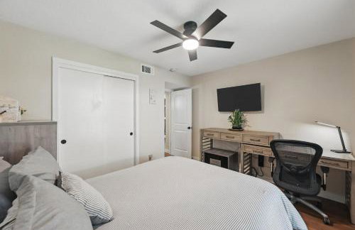 Big Soccer Games 2026, Media, Workers & Guests, 2BR, 2BA Condo, 29 Nights or More - Foto 10