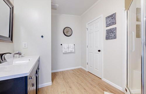 Wildwood by the Lake - Photo 12