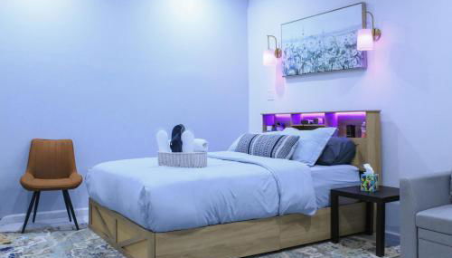 Entire studio with full kitchen and in-unit laundry - Foto 2