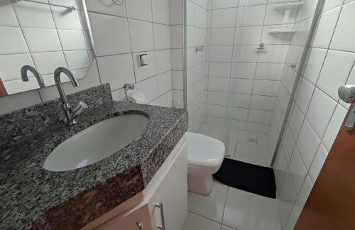 AP com suíte no Sta Mônica próximo ao Parque, COT e Batalhão - Foto 18