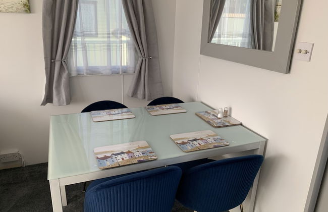 Immaculate 2-bed Caravan in Clacton-on-sea - Foto 11