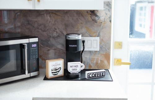 Spacious 3br 2ba Cottage Steps to Water & Downtown - Foto 10