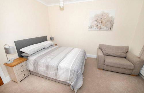 The Bungalow at Seaway's, Sleeps 11 + - Foto 25