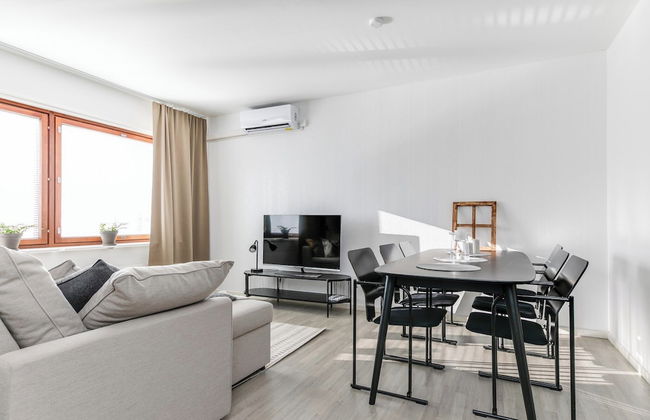 Santa's Holiday Homes - Photo 79