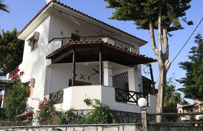 Zennova 22 Nikiti Sea Side House - Foto 1