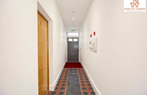 Modern 1 Bed Apartment in Central Bridgwater Ideal for Contractors & Long Stays - Foto 11