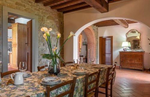 Experience the charm of Tenuta Le Caselle, a cozy farmhouse surrounded by nature and comfort! - Foto 30