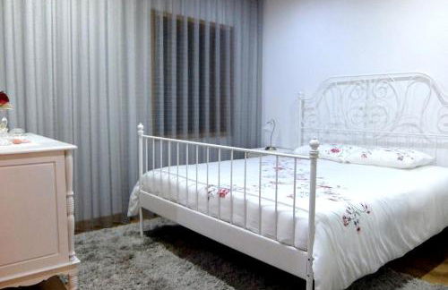 Paradisiacal Villa in Lousada with Private Pool - Foto 8