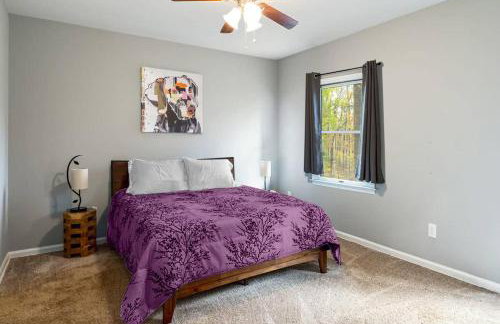 Hot Tub, Deck&Grill, Game Room, WiFi at Cute Cabin - Foto 18