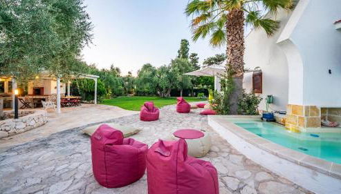 Villa Giglio with Garden and Mini Pool by Rentbeat - Foto 3