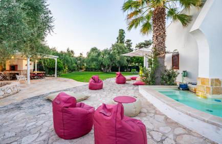 Villa Giglio with Garden and Mini Pool by Rentbeat - Foto 3