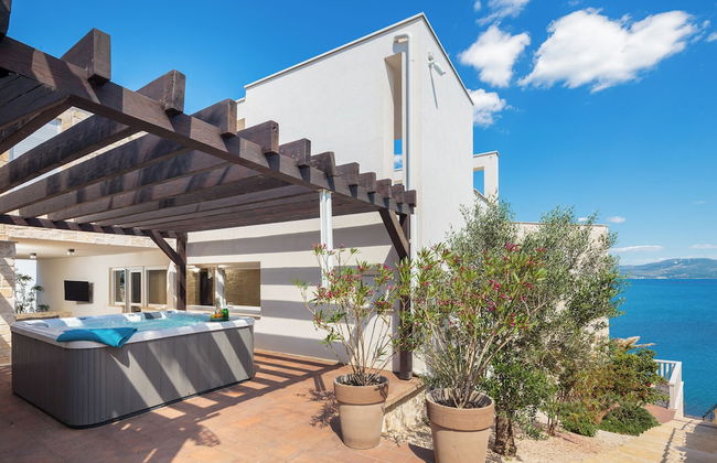 Luxury at Villa Cama - Your Dream Vacation Rental! - Foto 43