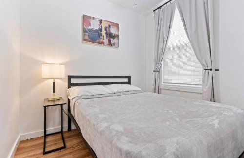 Cozy Retreat 15Min to NYC, FIFA, Mall,FREE Parking - Apartment - Foto 14