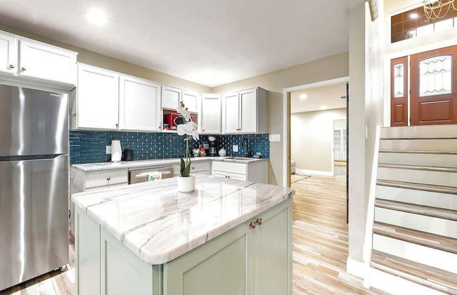 Luxury on Lake LBJ With Hot Tub Firepit & Boat Slip - Foto 17