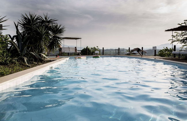 Apartment in Ascoli Piceno With Pool & Beaches - Foto 1