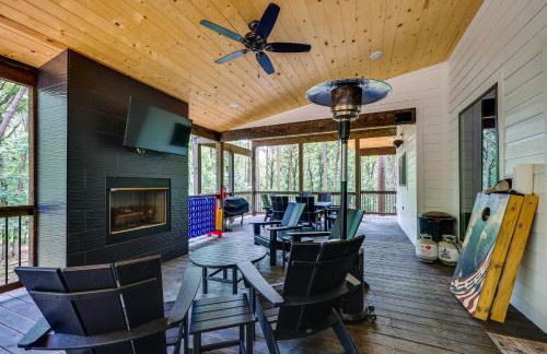 Playground and Pool Table Fun! Broken Bow Retreat - Foto 27