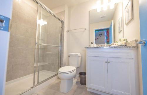 Brand New! Windsor Island 5BR Cozy Home Wpool/spa - Foto 126