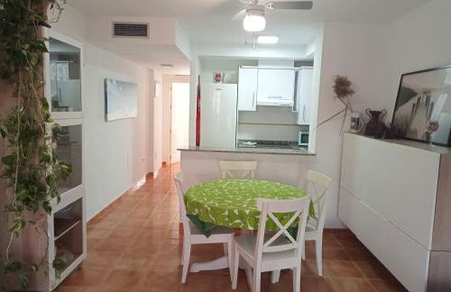 Precioso apartamento con piscina y garage - Foto 12