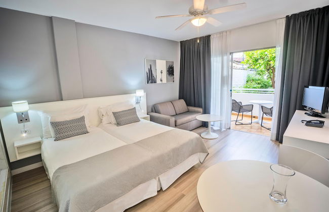 Coral California - Photo 12